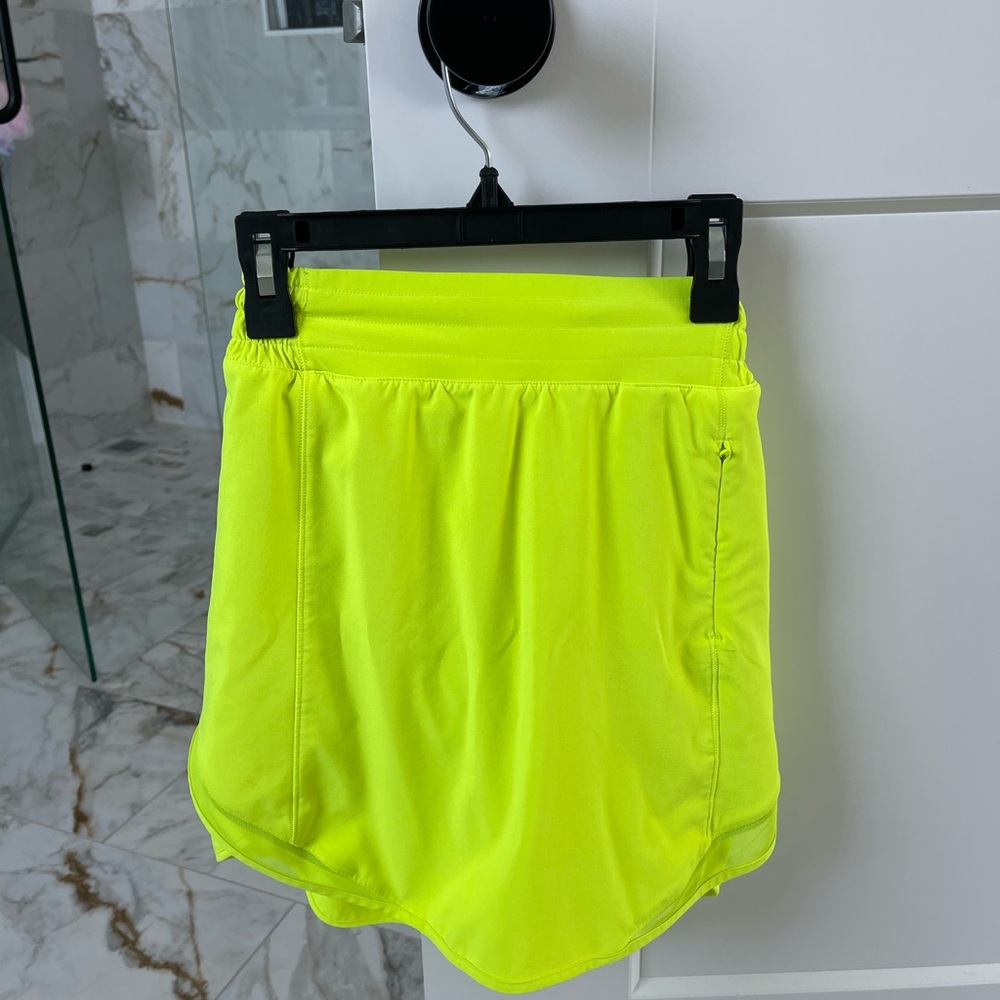 Lululemon skirt size 2